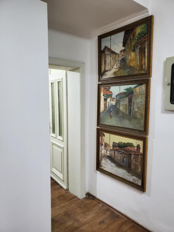 Unique Traditional House, Hosted By J&G Tiranë Eksteriør bilde